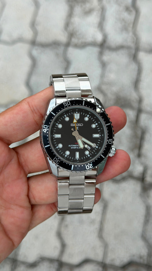 Seiko 5 Sports Black Dial